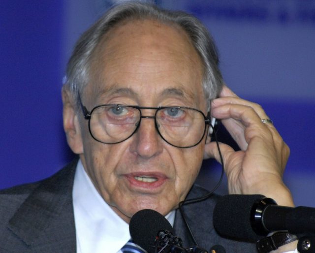 The writings of Alvin Toffler, pictured here on September 13, 2007 in Seoul, inspired many
