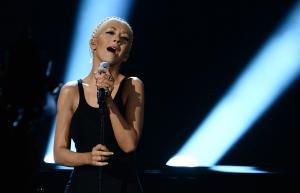 Christina Aguilera donates song proceeds to victims of Orlando attack