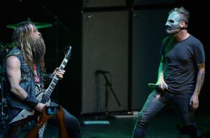 Slipknot singer Corey Taylor 'okay' after hard fall during Atlanta show
