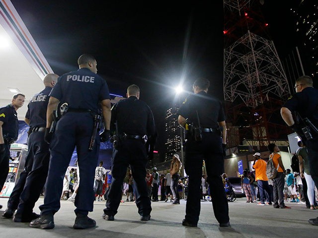 Dallas-Police-July-8-2016-AP