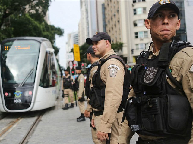 Rio de janeiro police nudes Rio de janeiro police nudes