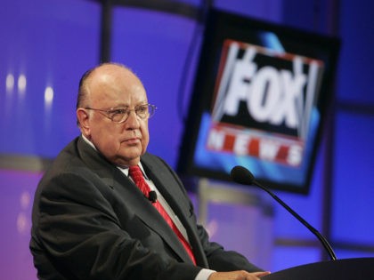 Roger Ailes, chairman and CEO of Fox News and Fox Television Stations, attends a panel discussion at the Television Critics Association summer press tour in Pasadena, California July 24, 2006. REUTERS/FRED PROUSER/FILES