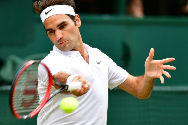 Switzerland's Roger Federer reached his 14th Wimbledon quarter-final with victory against