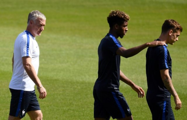 L-R: France's head coach Didier Deschamps, forward Kingsley Coman and forward Antoine Grie