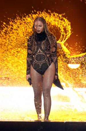 Beyonce leads the pack with 11 nods for 2016 MTV Video Music Awards