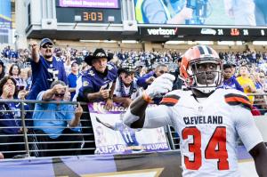 Cleveland Browns' Isaiah Crowell apologizes for police throat slash post