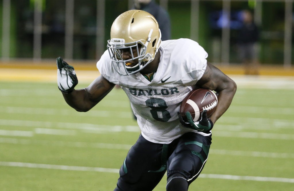 Baylor wide receiver Ishmael Zamora runs the ball during a NCAA college football intrasquad scrimmage Friday, March 20, 2015, in Waco, Texas. (AP Photo/Tony Gutierrez)