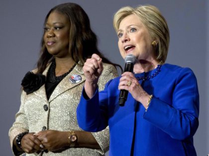 Hillary Clinton Sybrina Fulton Black Lives Matter (Jacquelin Martin / Associated Press)