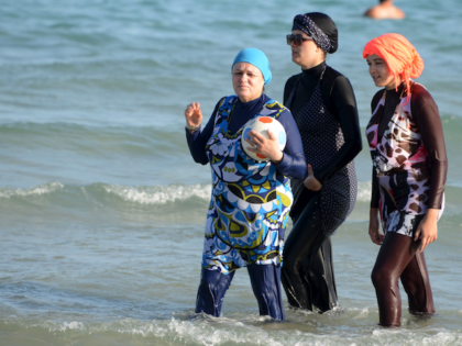 Burkini Muslims beach france