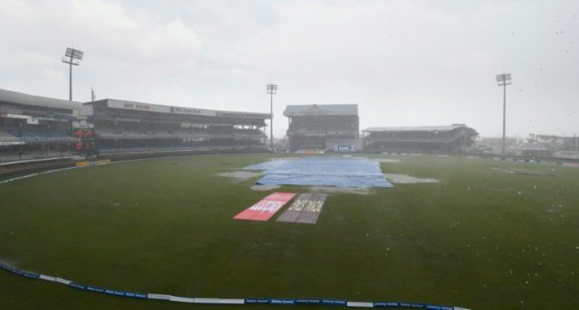 Play is called off due to rain during day 1 of the 4th and final Test between West Indies