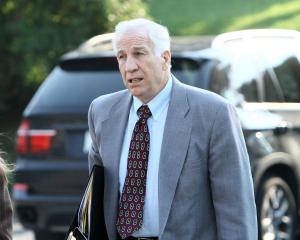 Ex-Penn State coach Sandusky to testify Friday for first time in child sex abuse case