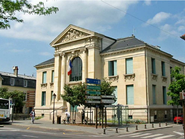 Mantes-la-Jolie - Palais de Justice