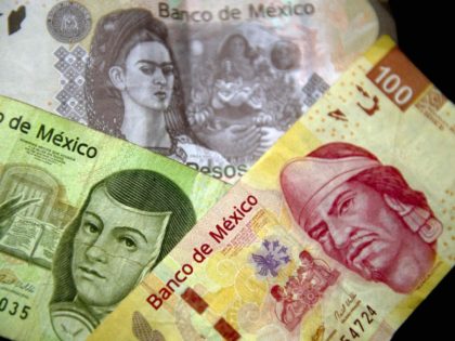 Mexican Pesos (Yuri Cortez / AFP / Getty)