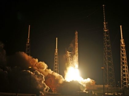Space X's Falcon 9 rocket launches on January 10, 2015 as it heads to space from pad 40 at Cape Canaveral, Florida, carrying the Dragon CRS5 spacecraft on a resupply mision to the International Space Station (ISS). The Dragon cargo vessel should arrive at the space station at 6:12 am …