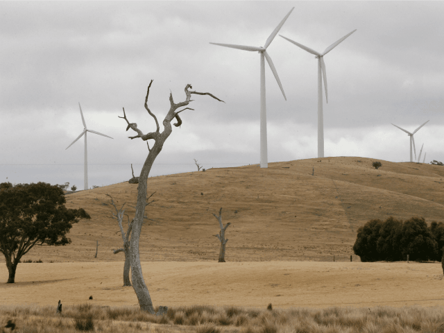 Ararat, AUSTRALIA: A photo taken 16 November 2006 shows Australia's largest wind farm