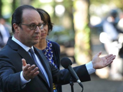 (AFP) - President Francois Hollande, under pressure from the right …