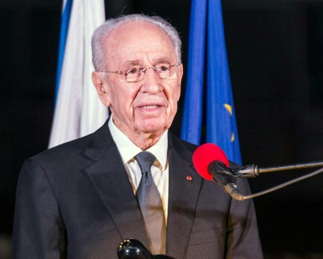 Former Israeli president Shimon Peres suffered a major stroke and internal bleeding earlie