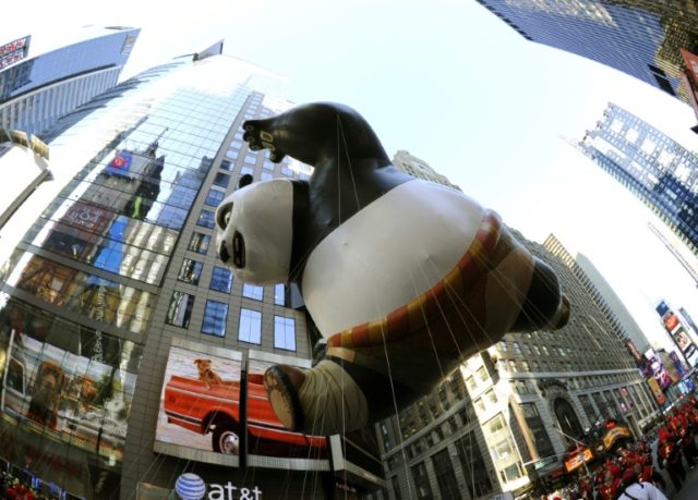 US cable TV giant Comcast launched a bid for "Kung-fu Panda" creators DreamWorks Animation