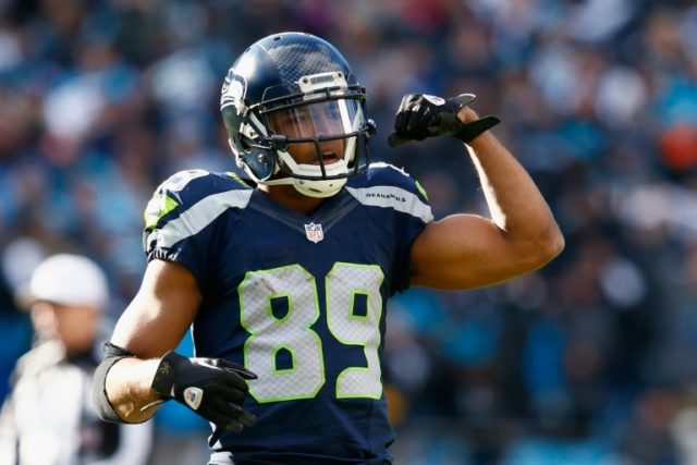 Doug Baldwin #89 of the Seattle Seahawks reacts during the NFC Divisional Playoff Game aga
