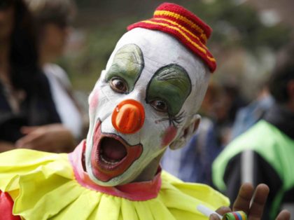 Clown (Fernando Vergara / Associated Press)