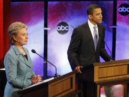 US Democratic presidential candidates Illinois Senator Barack Obama and New York Senator Hillary Clinton participate in their debate hosted by ABC in Philadelphia, Pennsylvania, April 16, 2008. AFP PHOTO/Emmanuel Dunand (Photo credit should read