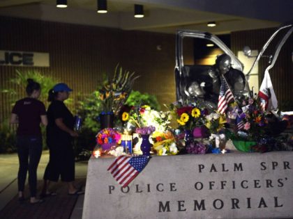 Palm Springs officers memorial (Rodrigo Peña / Associated Press)