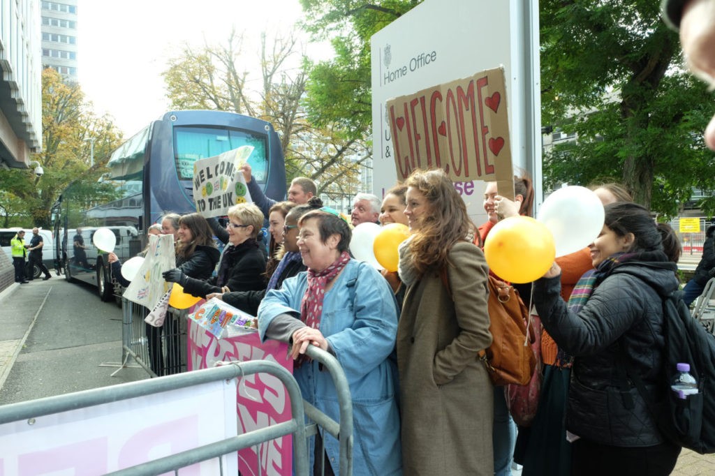 Calais refugee children arrive in Croydon