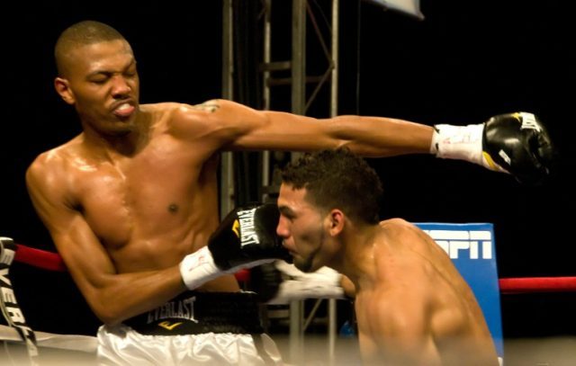 Aaron Pryor lands a blow on Edwin Rodriguez during a super middleweight fight in Key West,