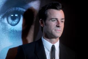 Justin Theroux shares fake throwback picture with Elizabeth Banks