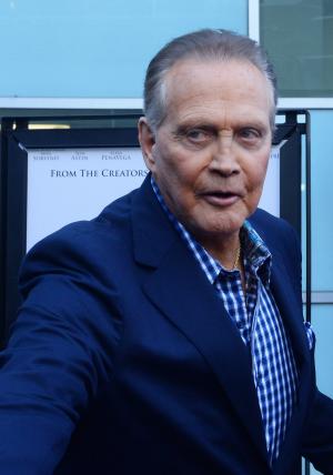 Lee Majors says he binged 'Ash vs. Evil Dead,' then thought, 'I've got to be a part of it'