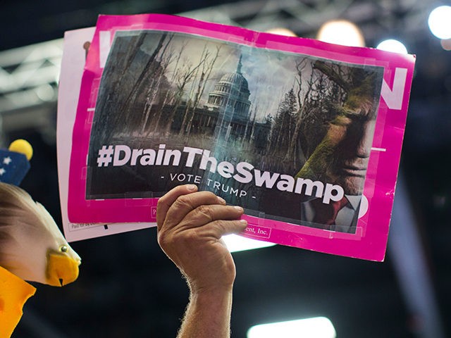 Trump-Drain-the-Swamp-DC-Corruption-Rally-Nov-1-WI-AP