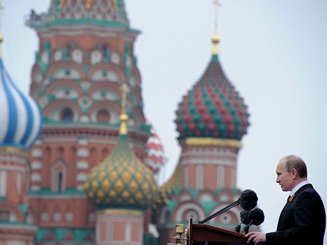 Vladimir-Putin-St-Basils-Moscow-2012-Getty