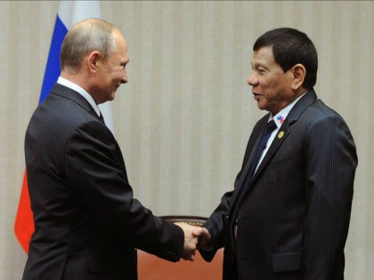 2976703 11/19/2016 November 19, 2016. Russian President Vladimir Putin and Philippine Pres