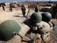 Iranian Kurdish members of the Freedom Party of Kurdistan hold a position on November 6, 2016 in an area near the town of Bashiqa