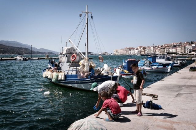 A Leonard Cohen bench will be installed at Hydra harbour
