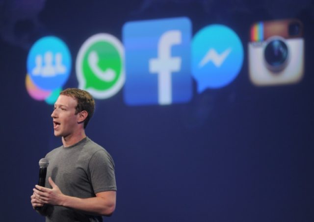 Facebook CEO Mark Zuckerberg has rejected the idea that bogus stories shared at the social