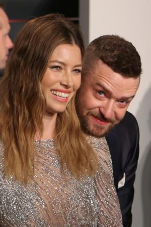 Justin Timberlake, Jessica Biel dress up like 'Trolls' characters to take son Silas trick-