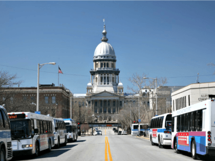 Illinois_State_Capitol_and_busses-WJPF News Radio