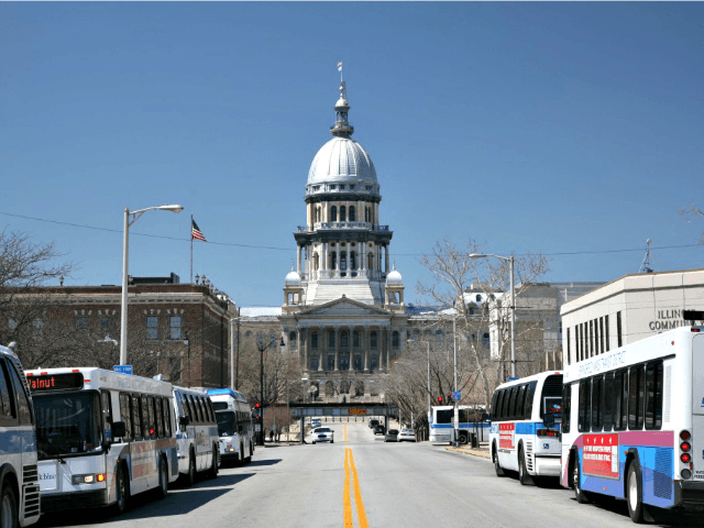 Illinois_State_Capitol_and_busses-WJPF News Radio