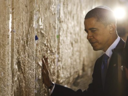 Obama-Western-Wall (Kevin Frayer / Associated Press)