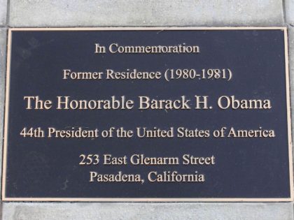 Obama-plaque-12-19-2016 (John Antczak / Associated Press)