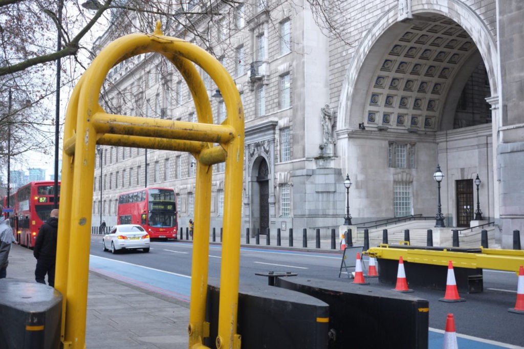 Security road block NYE London
