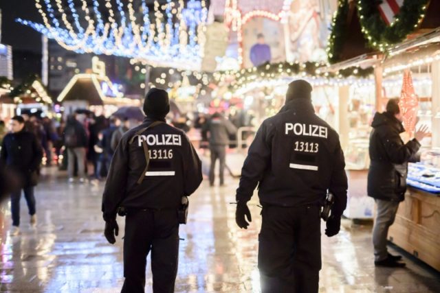 Police in Germany have arrested two brothers on suspicion of planning an attack on a shop