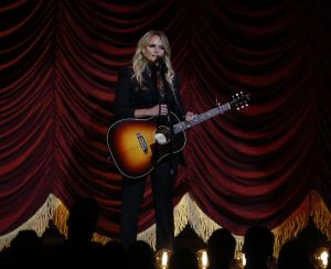 Miranda Lambert to host 'A Home for the Holidays' special for CBS