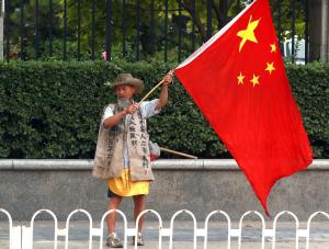 Ratings agencies see China slowing down