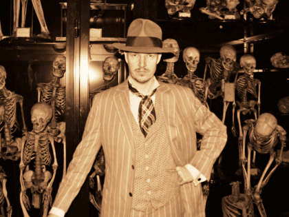 © Six Entertainment Company