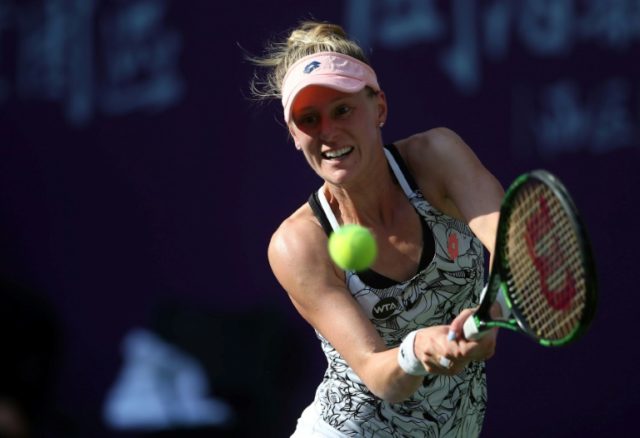 Alison Riske of the US stunned the Shenzhen Open by triumphing over Polish top seed Agnies