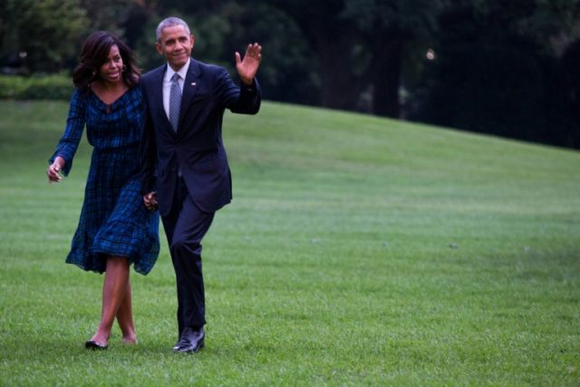 US President Barack Obama (R) and US First Lady Michelle Obama will throw a star-studded f