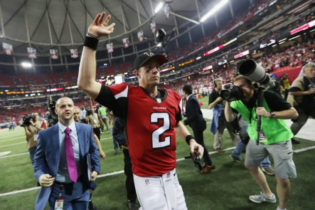 Matt Ryan of the Atlanta Falcons celebrates after beatting the Seattle Seahawks, at the Ge