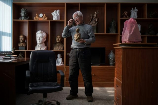 North Korean sculptor Ro Ik-Hwa is among the greatest living practitioners of giant memori